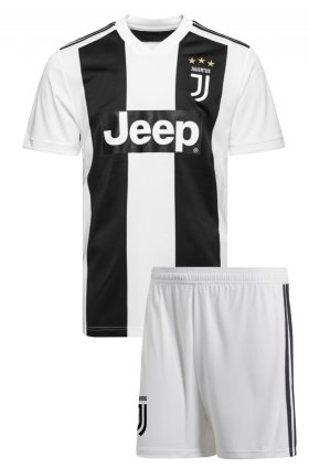 Детская форма FС Juventus 2018-19